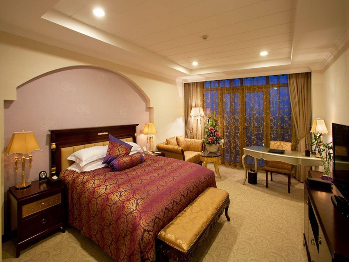 Q And X Hot Spring Resort Циндао Екстериор снимка