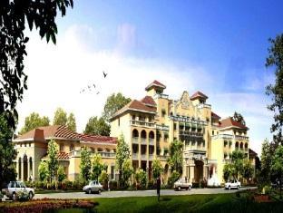 Q And X Hot Spring Resort Циндао Екстериор снимка